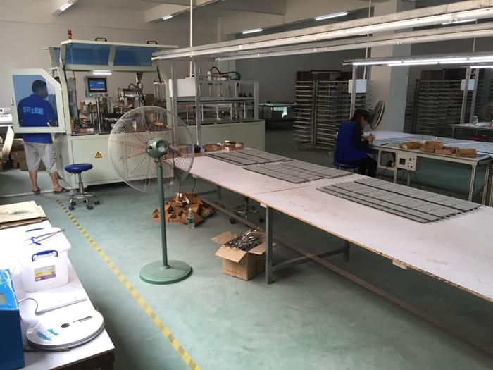 華可路燈技術(shù)員 華可路燈技術(shù)員