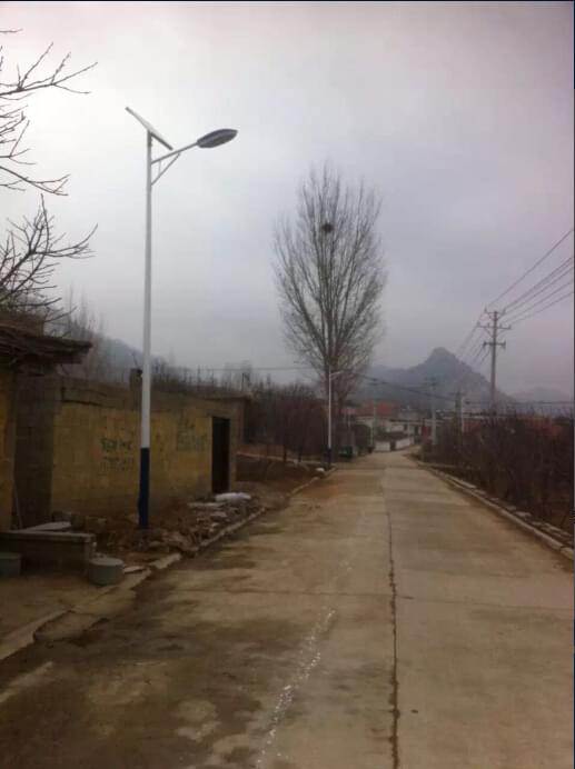 太陽(yáng)能路燈 太陽(yáng)能路燈