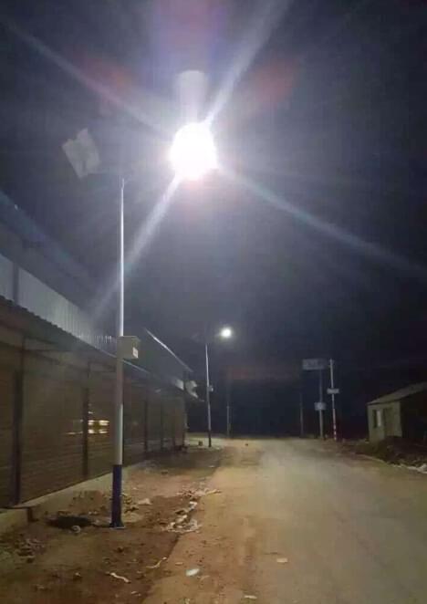 太陽(yáng)能路燈 太陽(yáng)能路燈