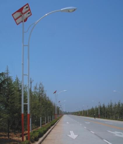 風(fēng)光互補太陽(yáng)能路燈