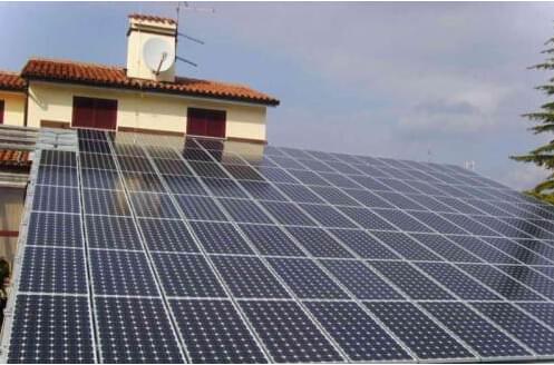 家用太陽(yáng)能光伏發(fā)電系統 家用太陽(yáng)能光伏發(fā)電系統