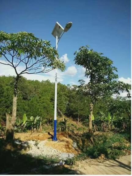 貴州農村太陽(yáng)能路燈展示 貴州農村太陽(yáng)能路燈展示