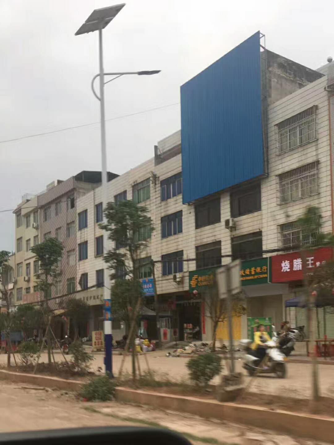 四川led太陽(yáng)能路燈 四川led太陽(yáng)能路燈