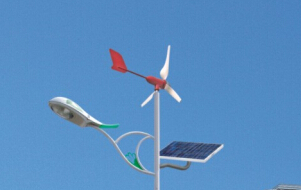 華可：風(fēng)光互補路燈節能、環(huán)保的效能