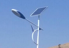 采購太陽(yáng)能路燈時(shí)如何選擇廠(chǎng)家？