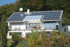 根據自己的需求選購適合的光伏發(fā)電系統