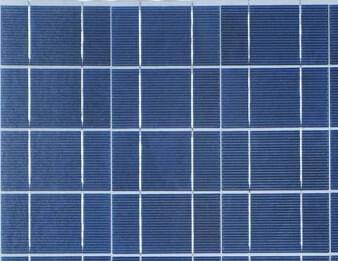 華可：家用太陽(yáng)能光伏發(fā)電組件清洗的5大注意事項