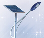 高配置、高品質(zhì)--華可太陽(yáng)能路燈