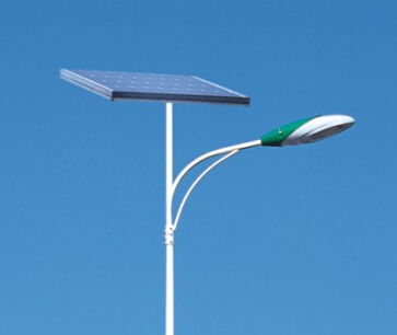 華可：采購好的控制器才能更好的保證太陽(yáng)能路燈照明