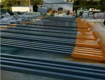 華可：湖南客戶(hù)訂購的led路燈發(fā)貨啦！