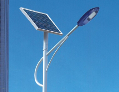 如何能讓led太陽(yáng)能路燈在冬季擁有充足的照明時(shí)間？