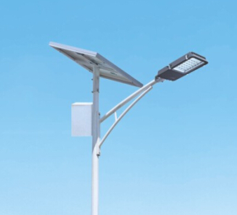 農村led太陽(yáng)能路燈照亮農村、告別漆黑的夜晚