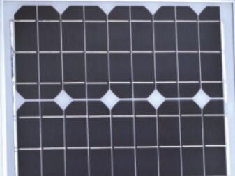 太陽(yáng)能led路燈電池板外觀(guān)區分單晶還是多晶？