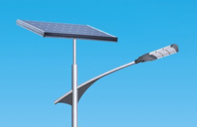 Led太陽(yáng)能路燈可以達到長(cháng)久的發(fā)電照明