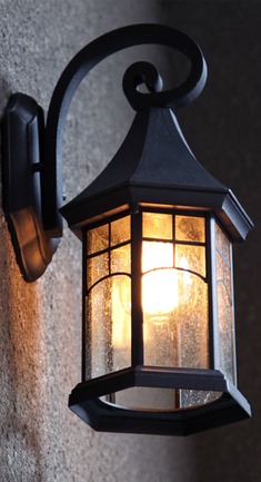 太陽(yáng)能壁掛式庭院燈的優(yōu)點(diǎn)有三節三控？