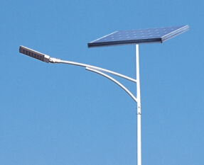 led太陽(yáng)能路燈蓄電池為什么要存儲一段時(shí)間才出貨？