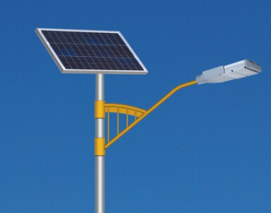 Led太陽(yáng)能路燈地基是怎么澆筑的？