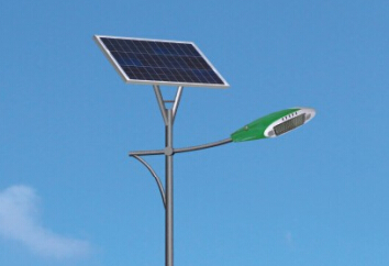 太陽(yáng)能路燈儲能與轉換率的匹配性是會(huì )直接影響到它整體系統的使用。