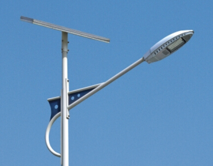 華可講解：太陽(yáng)能路燈購買(mǎi)需要知道那幾個(gè)方面的知識？