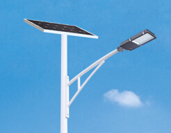 華可路燈告訴大家如何鑒別太陽(yáng)能路燈的好壞？