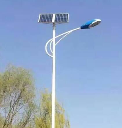 【新農村太陽(yáng)能路燈】廣西省柳州市新農村道路改造亮化工程